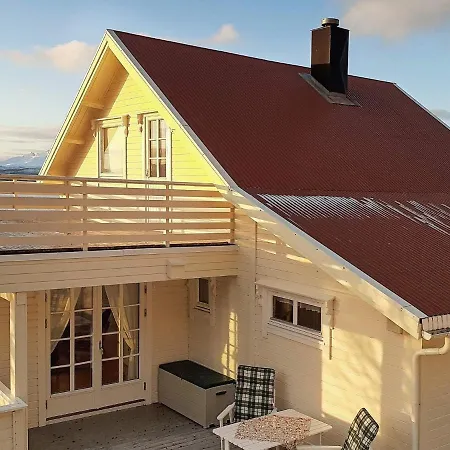Holiday home Holiday Home Finnsnes Finnsnes