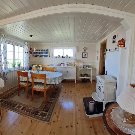 6 Person In Finnsnes-by Traum フィンスネス