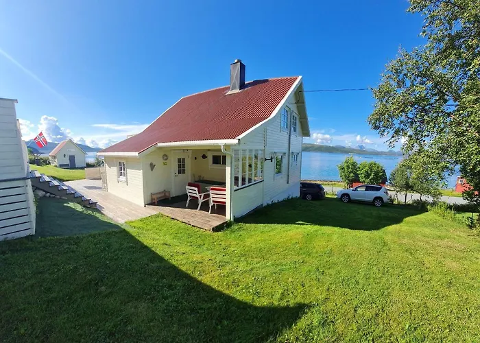 6 Person In Finnsnes-by Traum بيت للعطل *